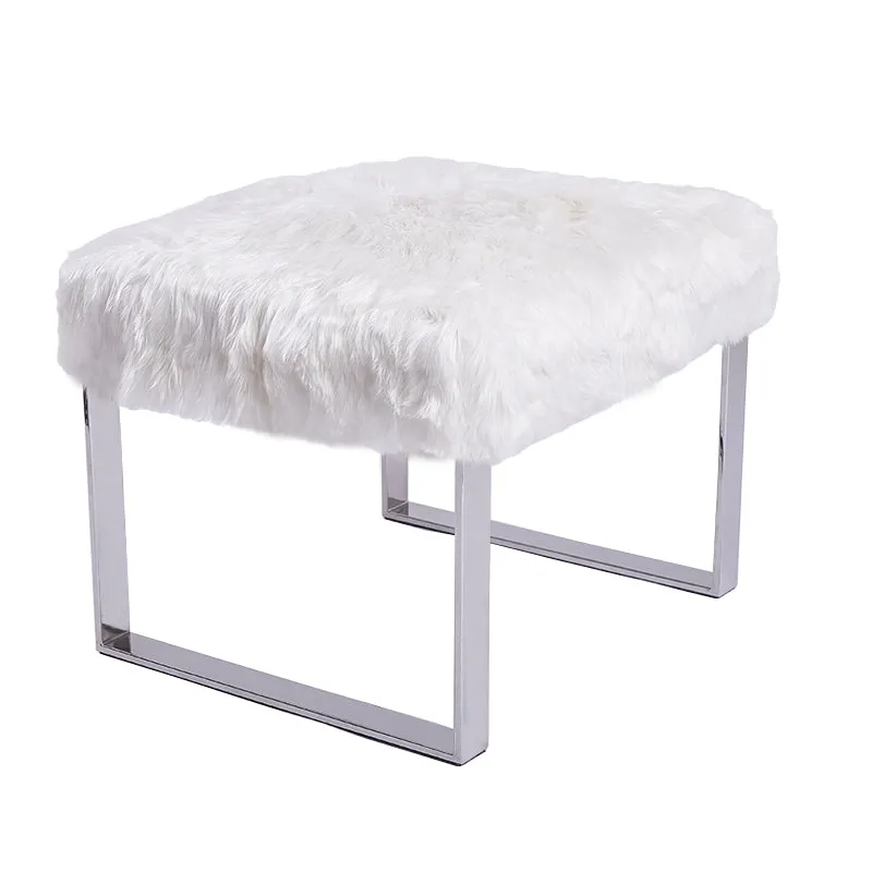Ariana Stool