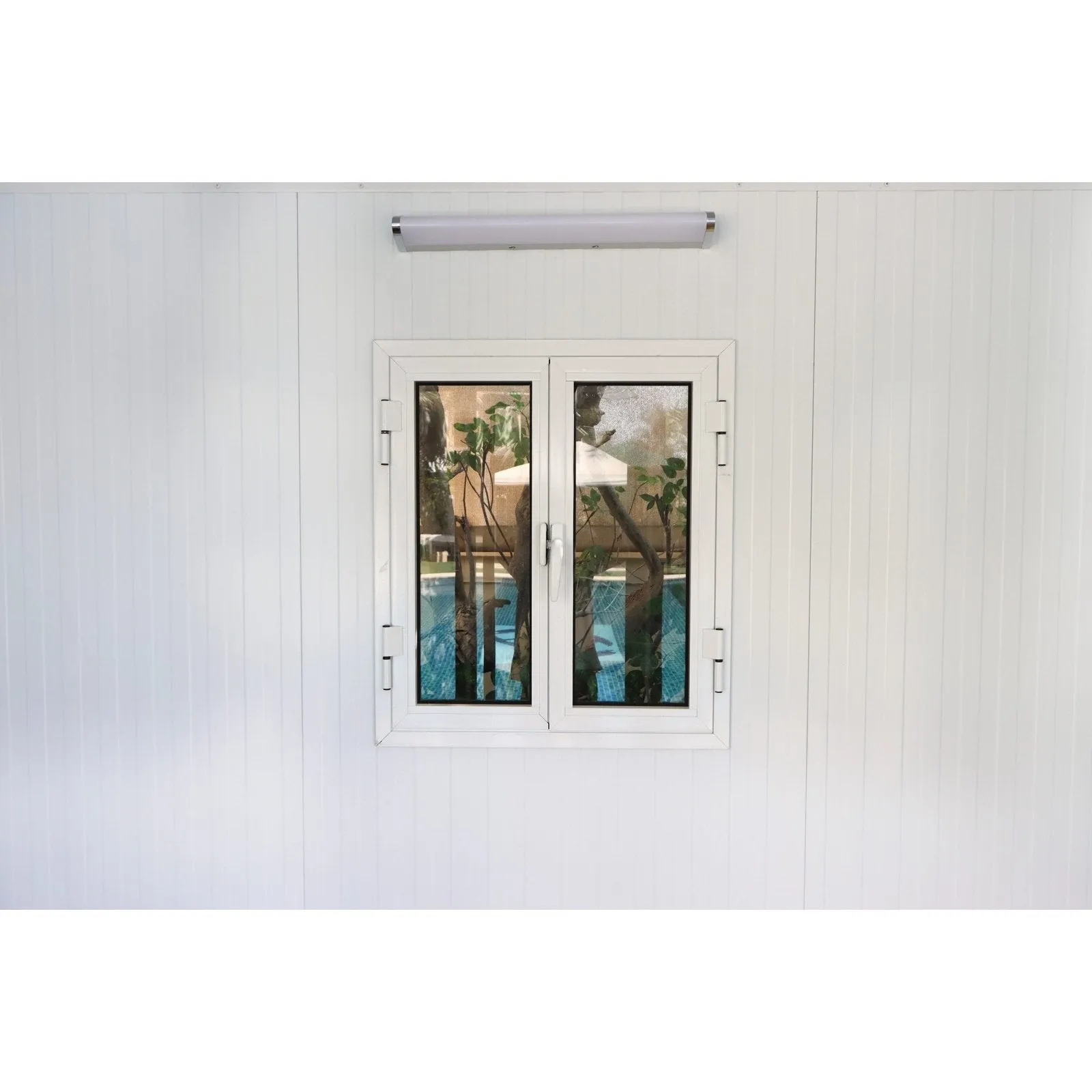 Duramax 10' x 10' Insulated Garden Glass Room Building 32001
