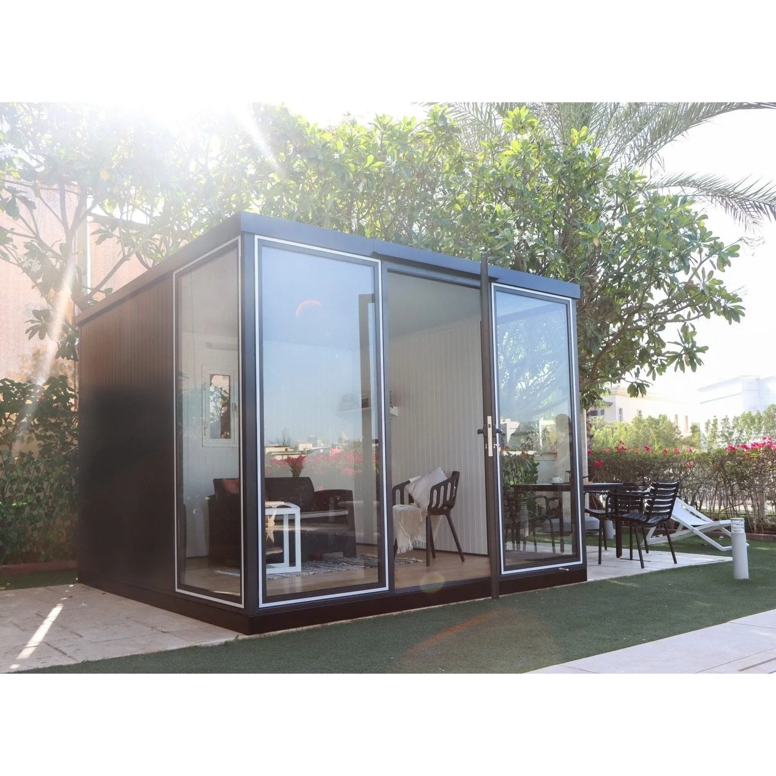 Duramax 10' x 10' Insulated Garden Glass Room Building 32001