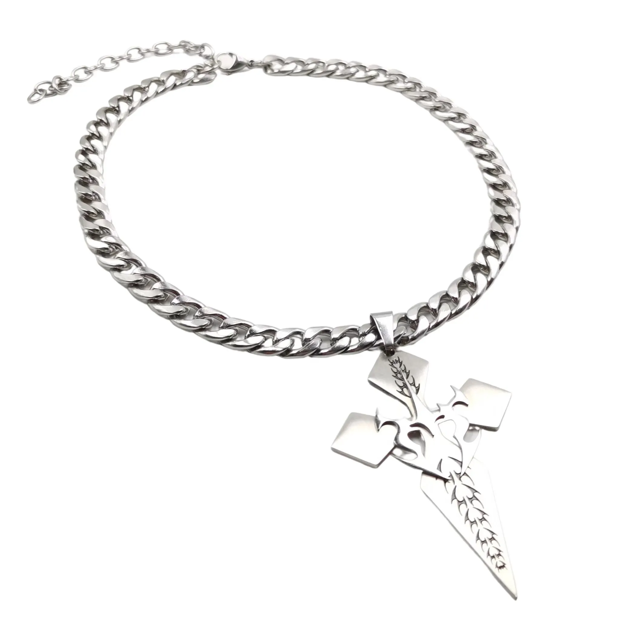 Fervooor The one crucifix necklace