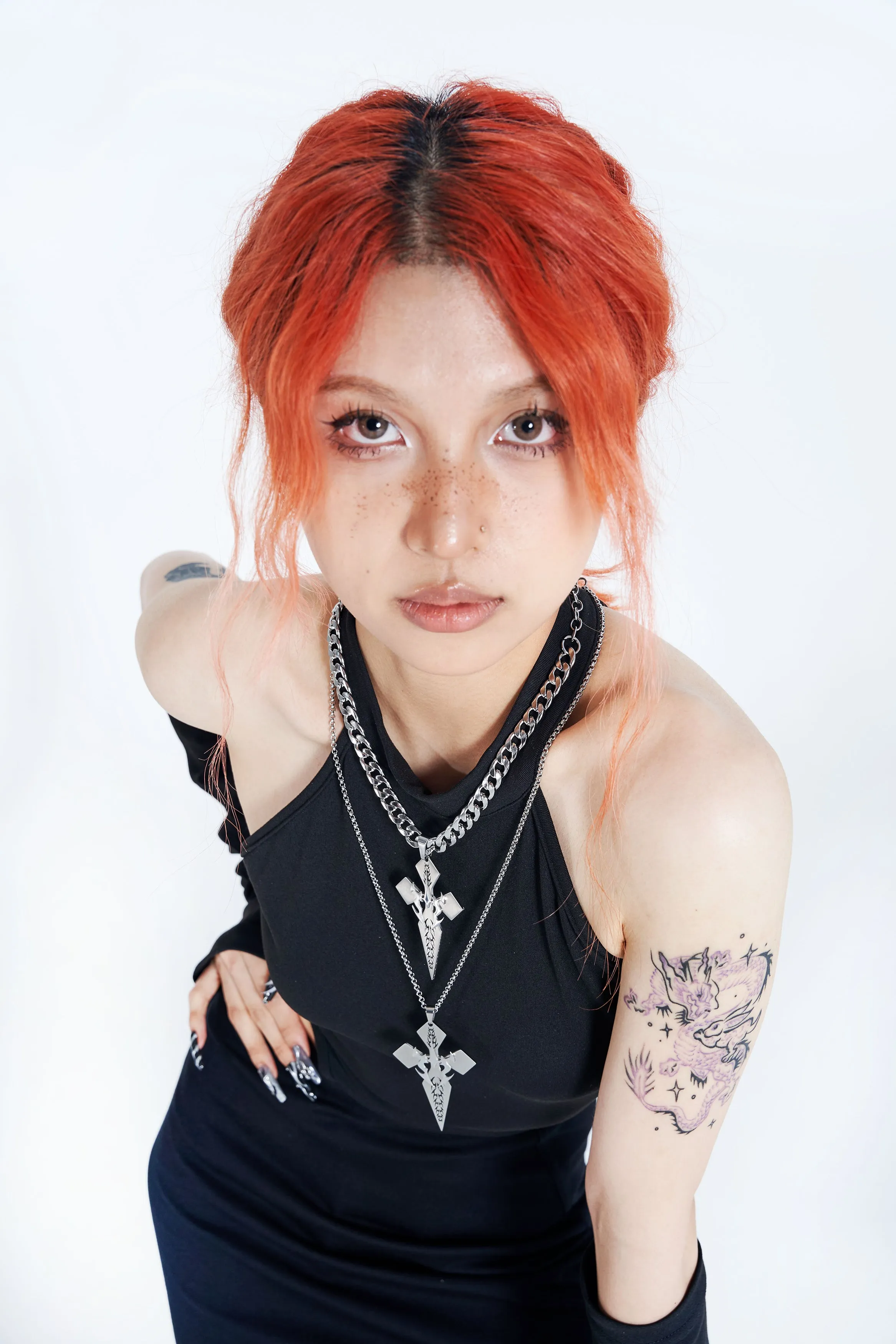 Fervooor The one crucifix necklace