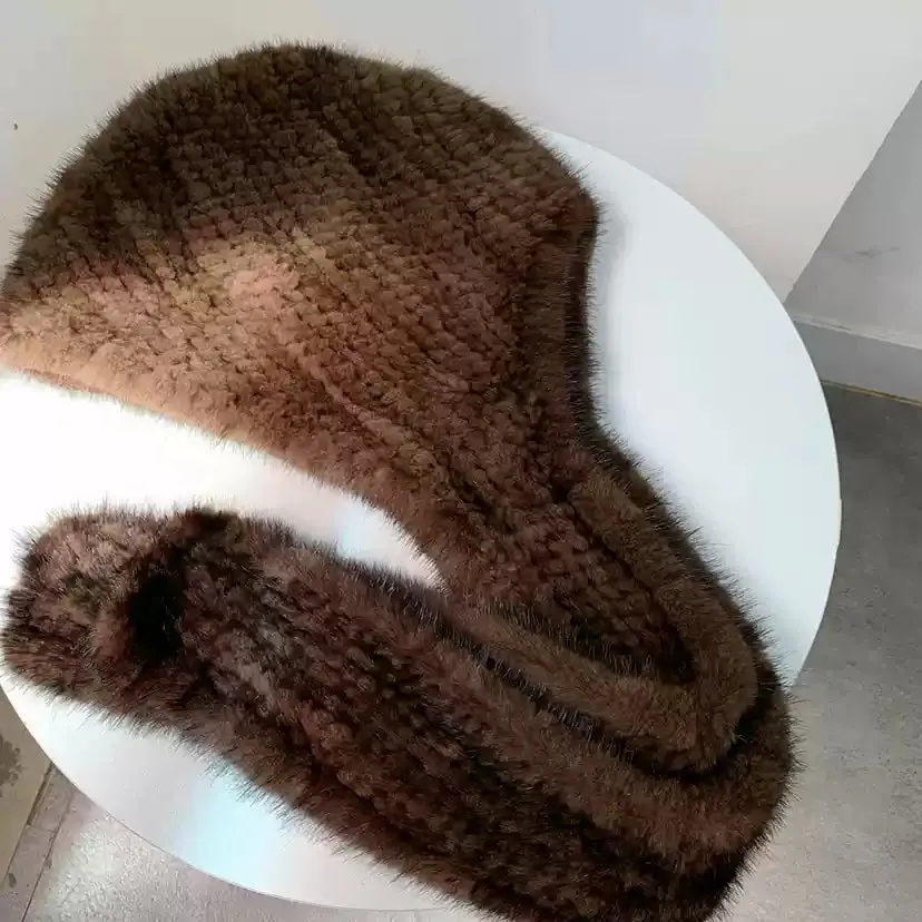 Mink hat scarf integrated inside and outside plush thickened style not picky head circumference natural color mink snow hat cold resistance warm women
