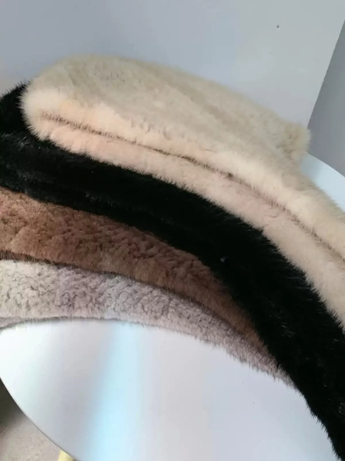 Mink hat scarf integrated inside and outside plush thickened style not picky head circumference natural color mink snow hat cold resistance warm women