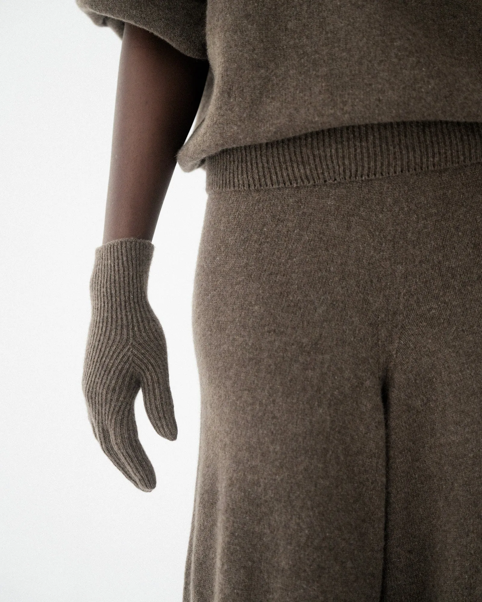 Ribbed Gloves - Recycled Cashmere - Teak Brown