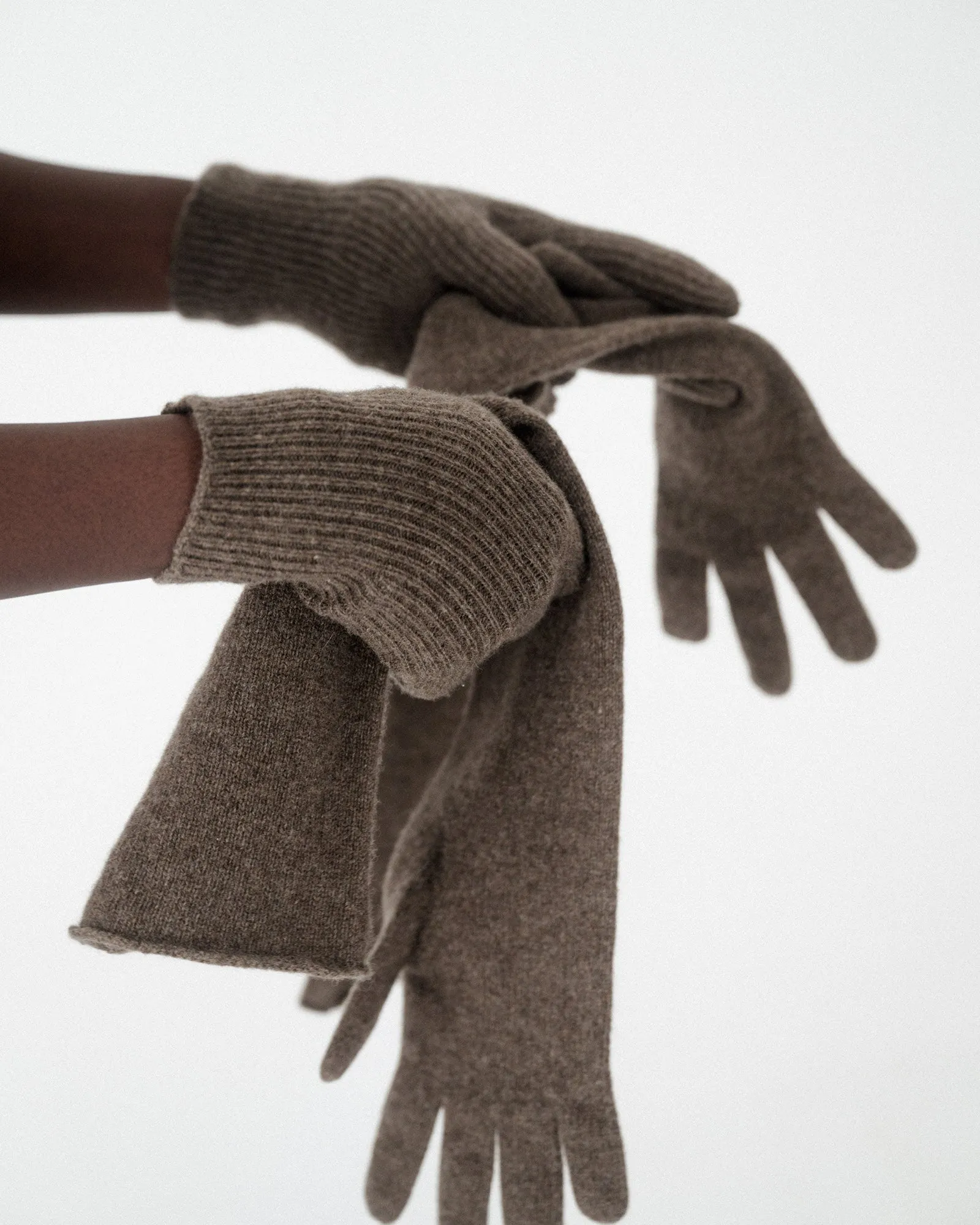 Ribbed Gloves - Recycled Cashmere - Teak Brown