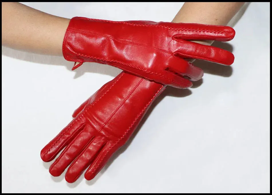 Women's Sheepskin Gloves Winter Warmth Plus Velvet Short Thin Touch Screen Driving Female Color Leather Gloves New High-end 2024