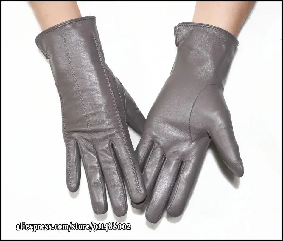 Women's Sheepskin Gloves Winter Warmth Plus Velvet Short Thin Touch Screen Driving Female Color Leather Gloves New High-end 2024