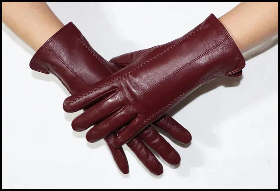 Women's Sheepskin Gloves Winter Warmth Plus Velvet Short Thin Touch Screen Driving Female Color Leather Gloves New High-end 2024