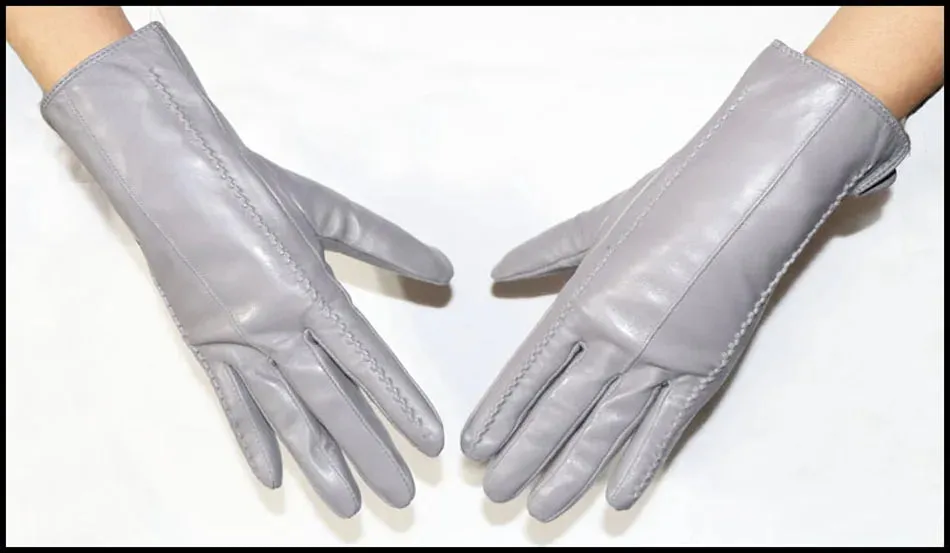 Women's Sheepskin Gloves Winter Warmth Plus Velvet Short Thin Touch Screen Driving Female Color Leather Gloves New High-end 2024