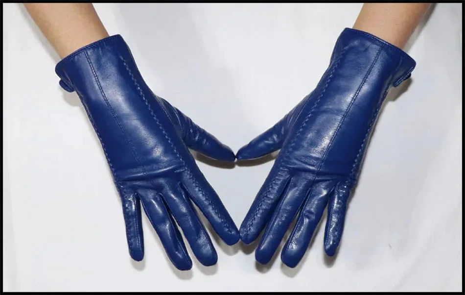 Women's Sheepskin Gloves Winter Warmth Plus Velvet Short Thin Touch Screen Driving Female Color Leather Gloves New High-end 2024